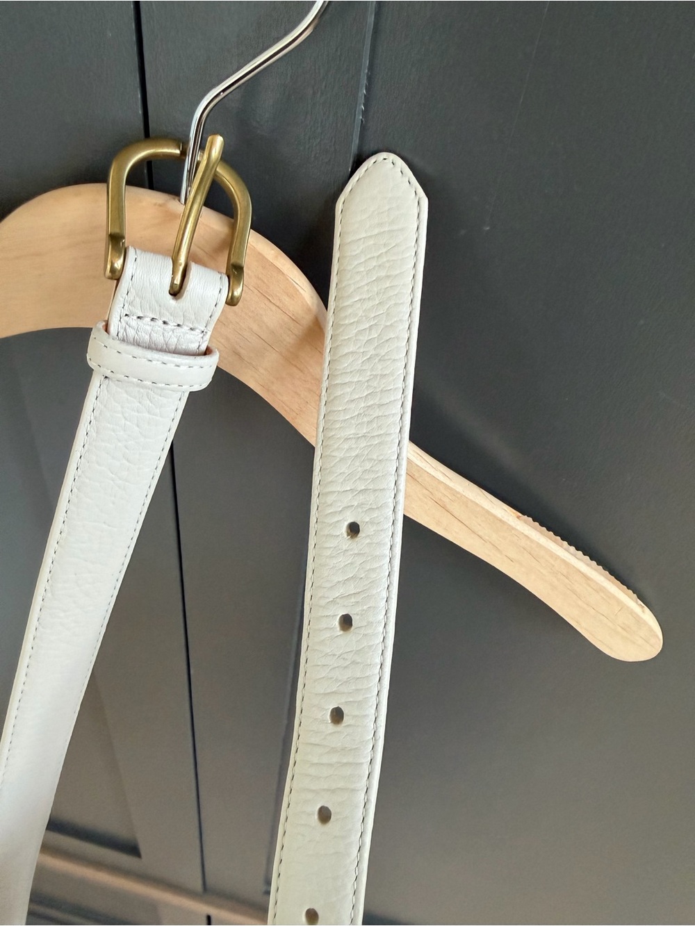 Vintage L.L. Bean White Leather Skinny Belt XS Made in USA Full Grain